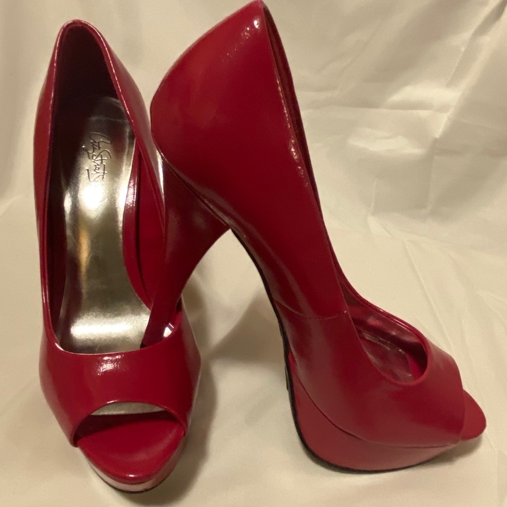 City Streets open toe pumps